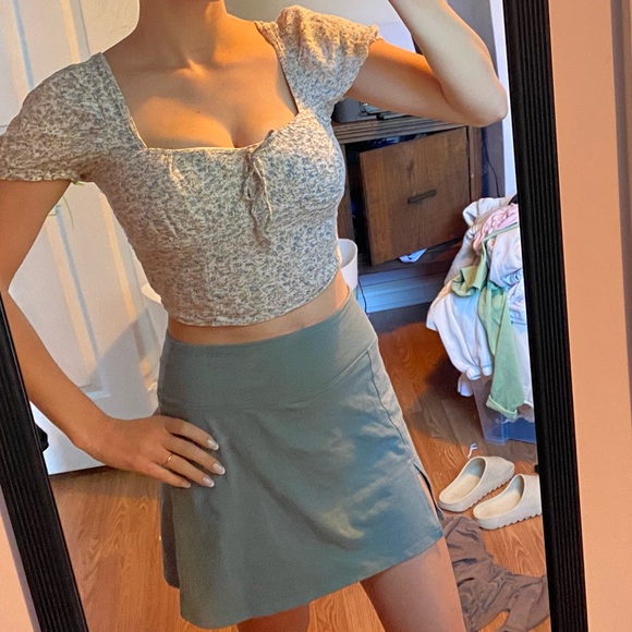 Floral crop top - Picture 5 of 9